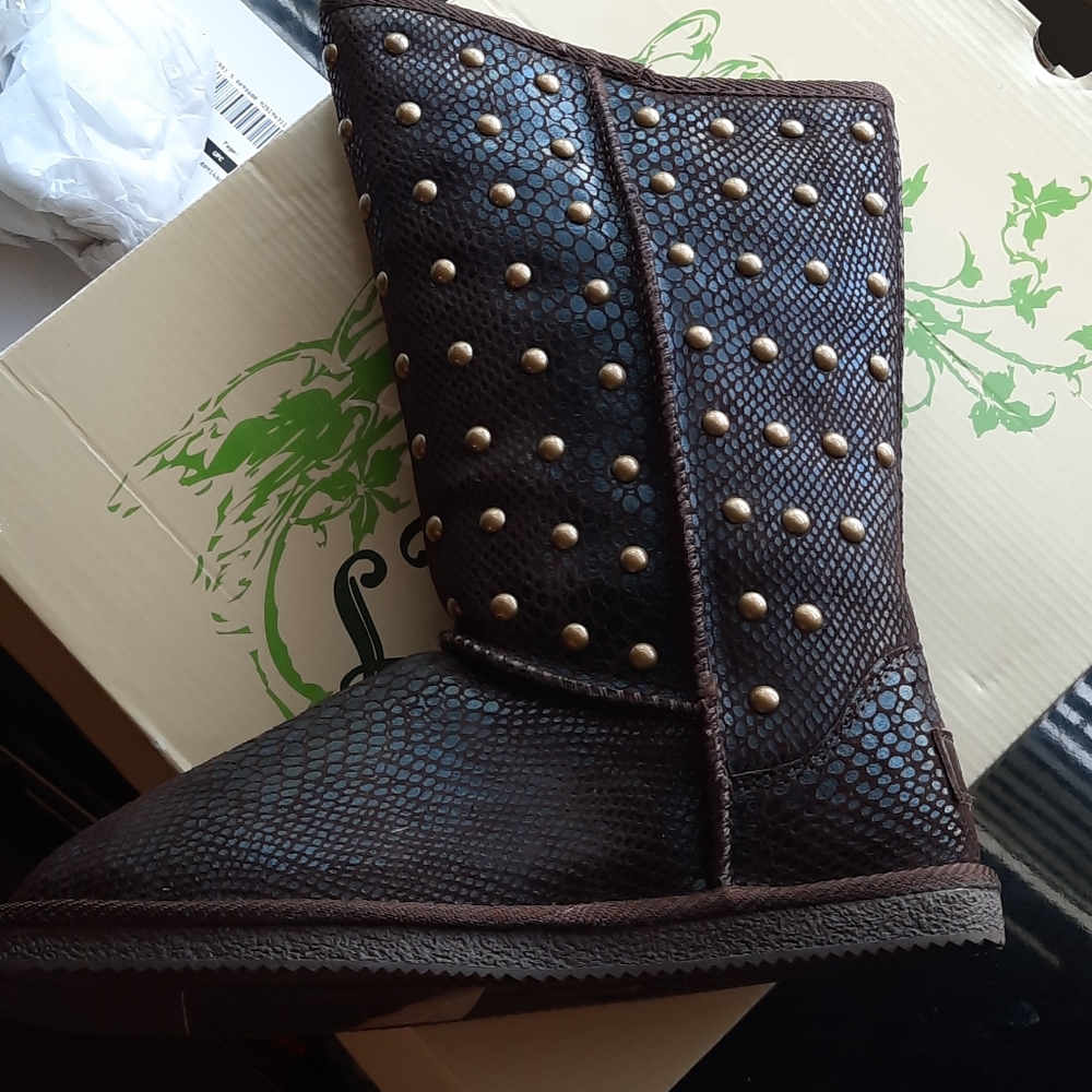 Nib Lugz boots